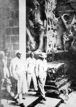 https://www.shradhanjali.com/images/not_found.jpg