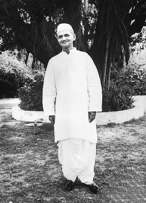 https://www.shradhanjali.com/images/not_found.jpg