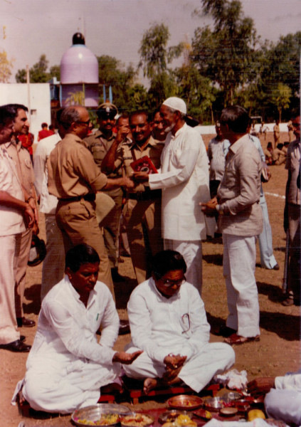 https://www.shradhanjali.com/images/not_found.jpg