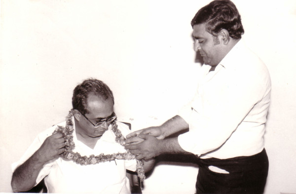 https://www.shradhanjali.com/images/not_found.jpg
