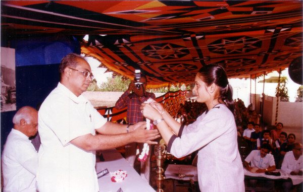 https://www.shradhanjali.com/images/not_found.jpg