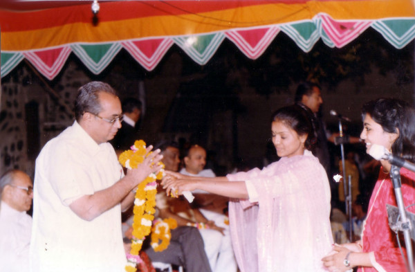 https://www.shradhanjali.com/images/not_found.jpg