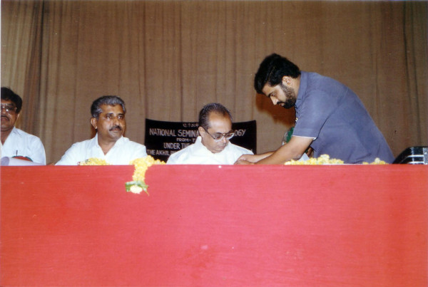 https://www.shradhanjali.com/images/not_found.jpg