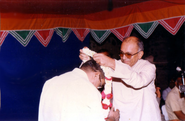 https://www.shradhanjali.com/images/not_found.jpg