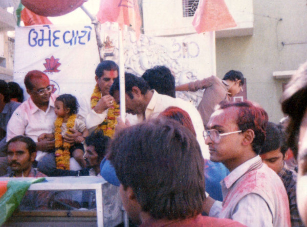 https://www.shradhanjali.com/images/not_found.jpg