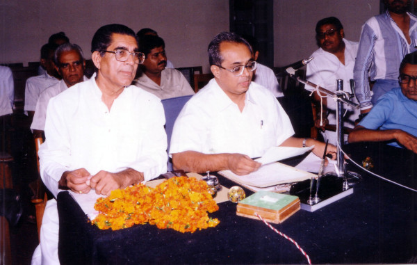 https://www.shradhanjali.com/images/not_found.jpg