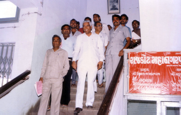 https://www.shradhanjali.com/images/not_found.jpg