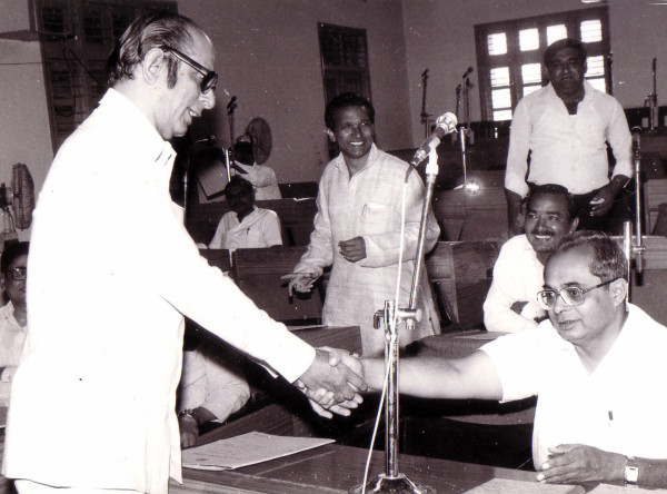 https://www.shradhanjali.com/images/not_found.jpg