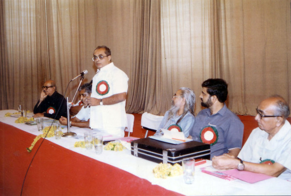 https://www.shradhanjali.com/images/not_found.jpg