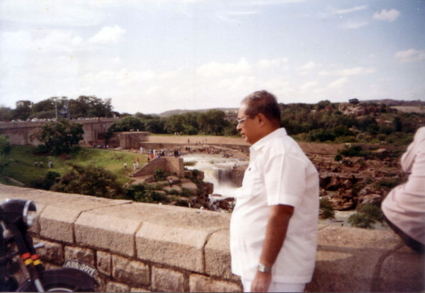 https://www.shradhanjali.com/images/not_found.jpg