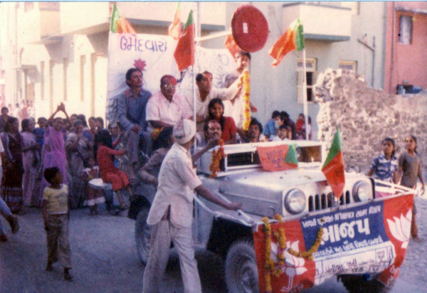 https://www.shradhanjali.com/images/not_found.jpg