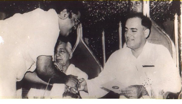 https://www.shradhanjali.com/images/not_found.jpg