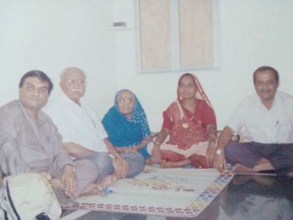 https://www.shradhanjali.com/images/not_found.jpg