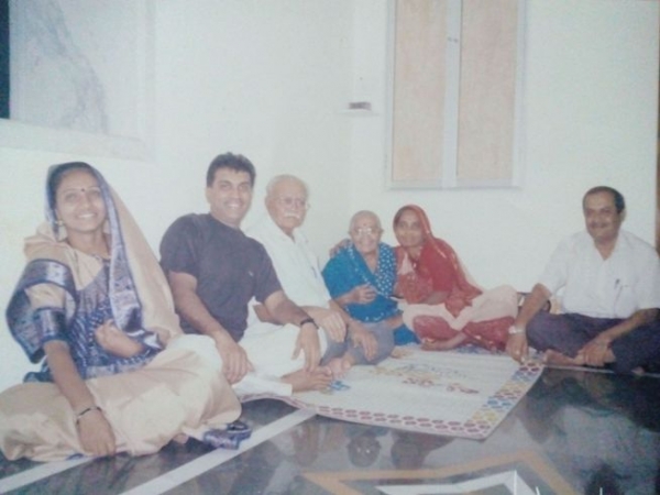 https://www.shradhanjali.com/images/not_found.jpg