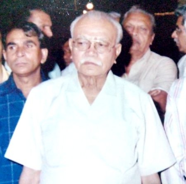 https://www.shradhanjali.com/images/not_found.jpg