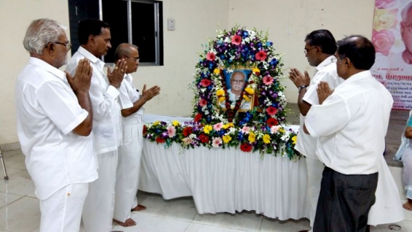 https://www.shradhanjali.com/images/not_found.jpg